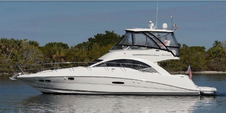 Sea Ray 47 Sedan Bridge