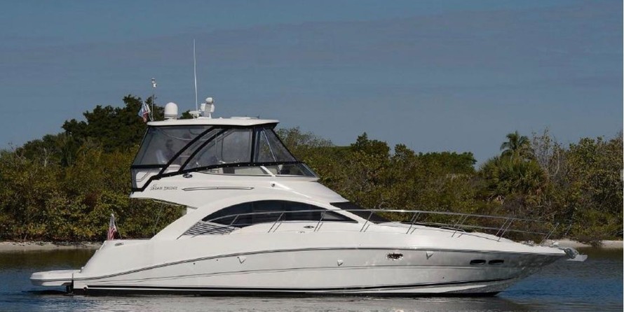 Sea Ray 47 Sedan Bridge