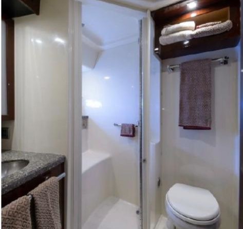 Sea Ray 47 Sedan Bridge