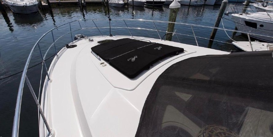 Sea Ray 47 Sedan Bridge