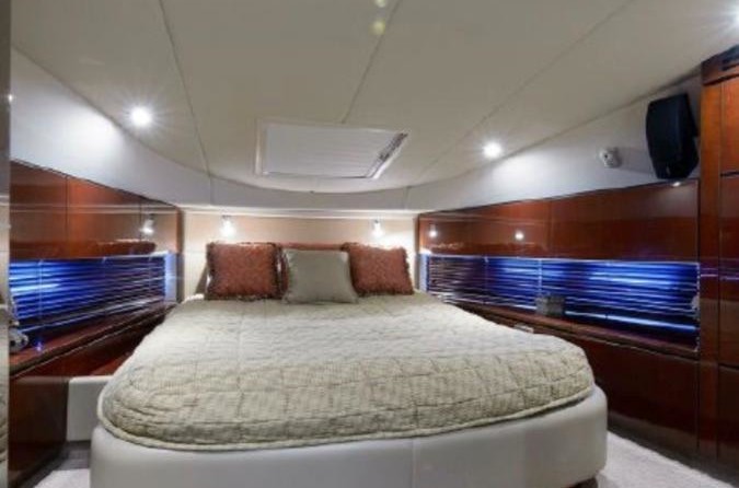 Sea Ray 47 Sedan Bridge