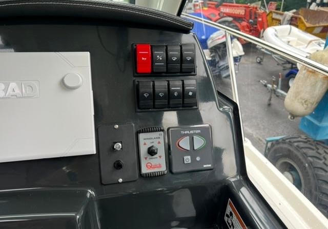 Quicksilver Activ 905 Weekend