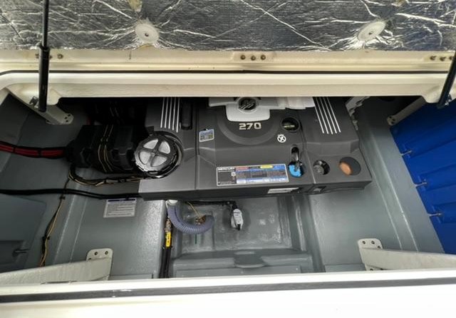 Quicksilver Activ 905 Weekend