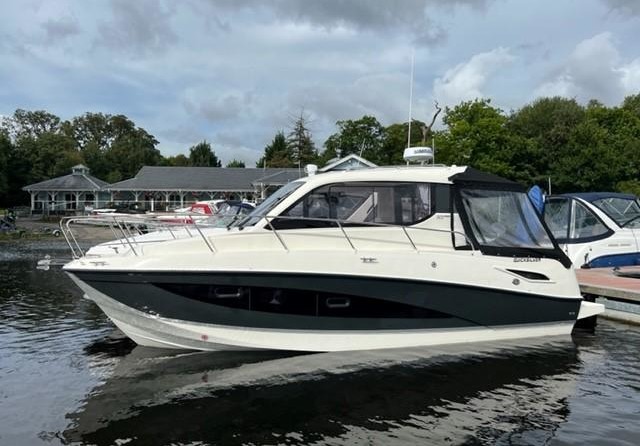 Quicksilver Activ 905 Weekend