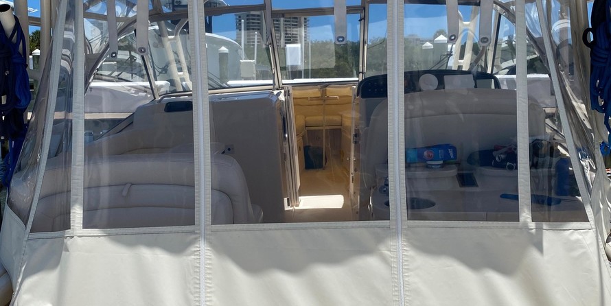 Grady-White Freedom 335