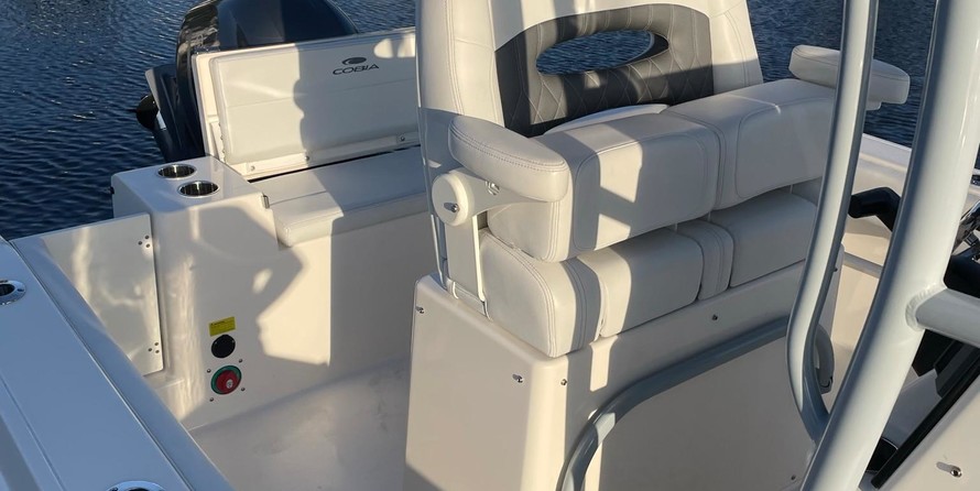 Cobia 217 center console