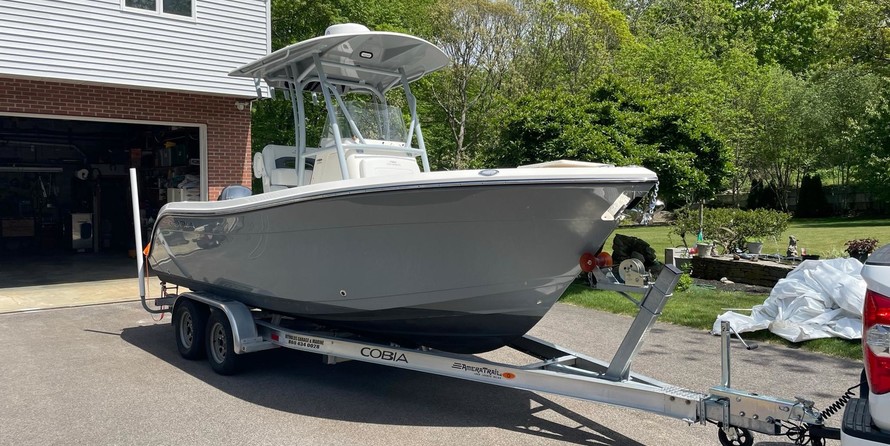 Cobia 217 center console