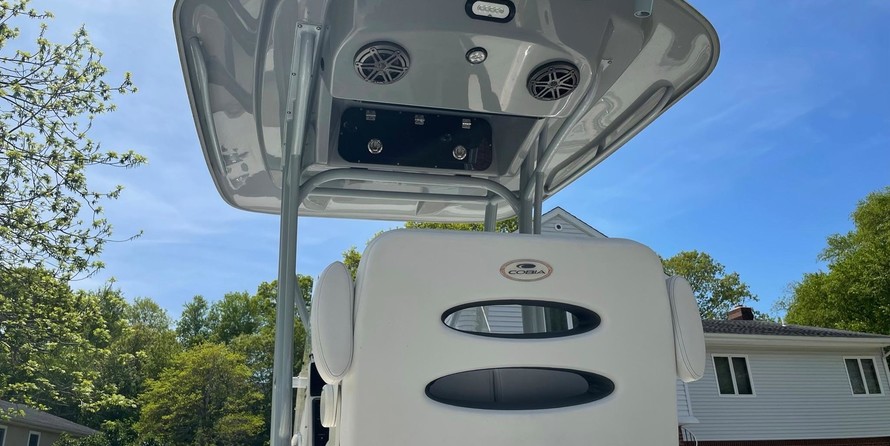 Cobia 217 center console