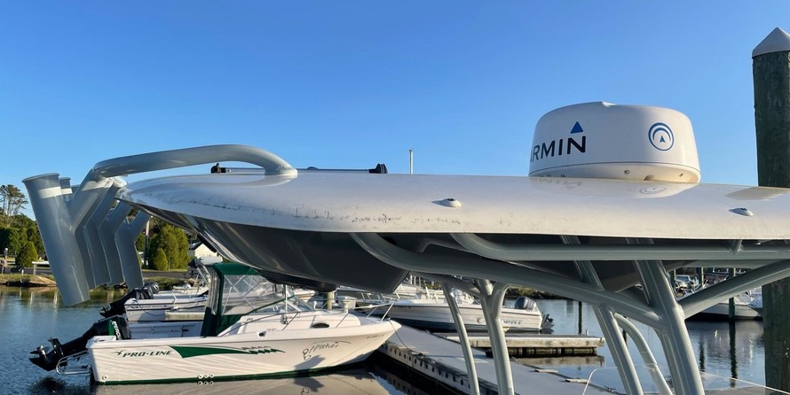 Cobia 217 center console