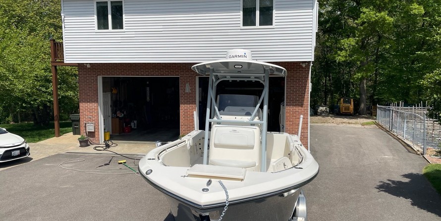 Cobia 217 center console