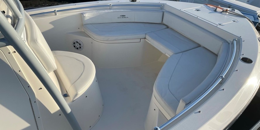 Cobia 217 center console