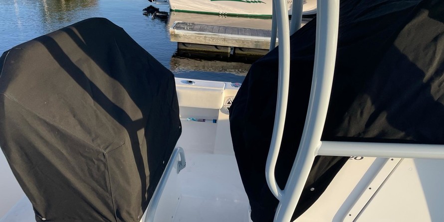 Cobia 217 center console