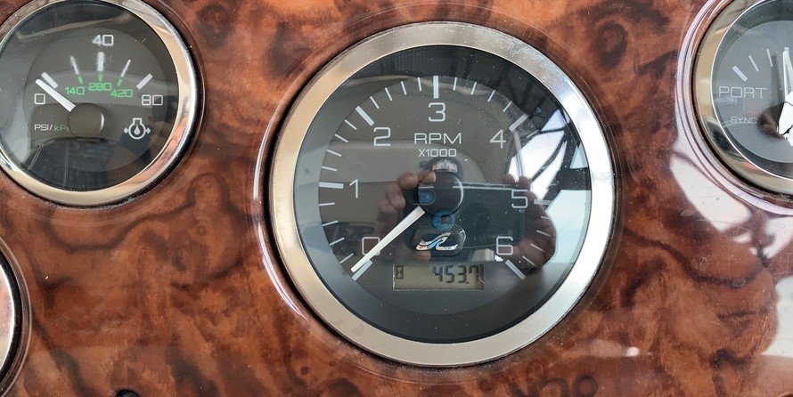 Sea Ray 310 Sundancer