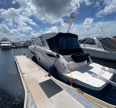 Sea Ray Sundancer 350 Coupe