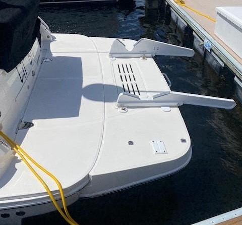 Sea Ray Sundancer 350 Coupe