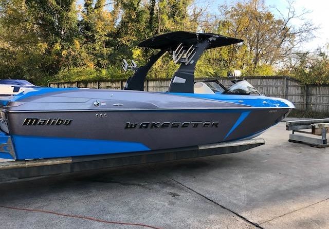 Malibu Wakesetter 25 LSV