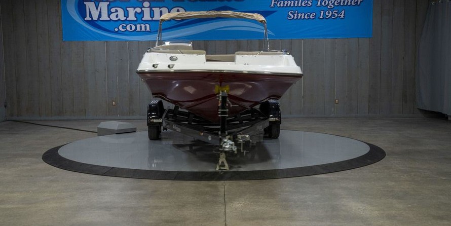 Hurricane 201 sundeck sport