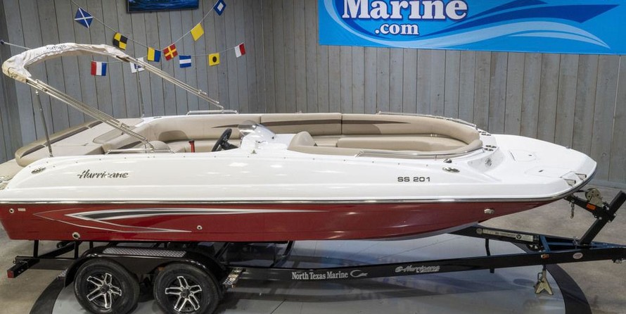 Hurricane 201 sundeck sport