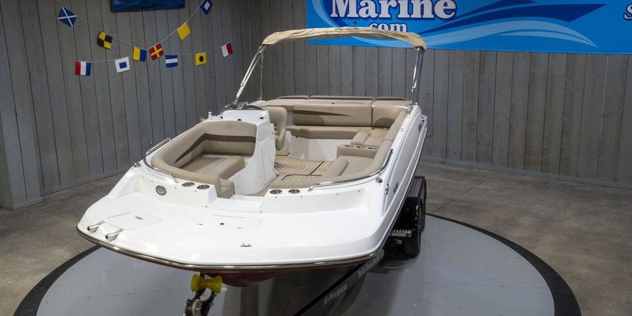 Hurricane 201 sundeck sport