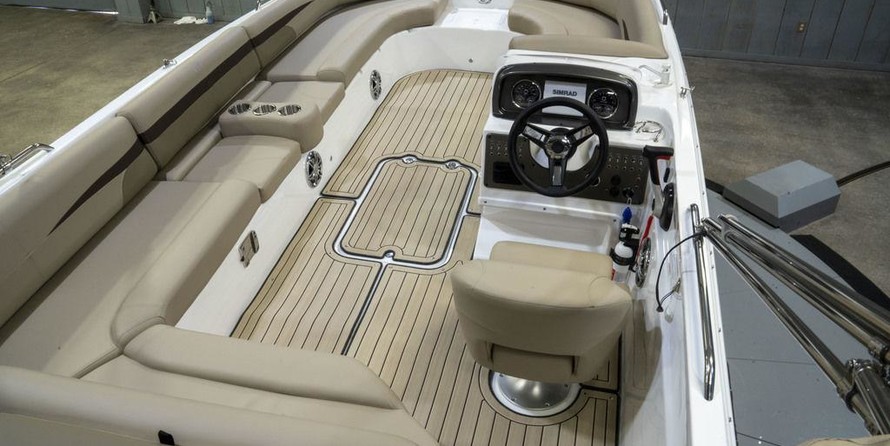 Hurricane 201 sundeck sport