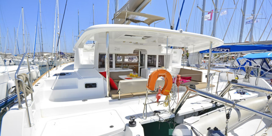 Lagoon 450 F