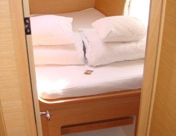 Lagoon 380
