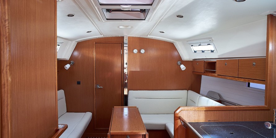Bavaria Cruiser 36