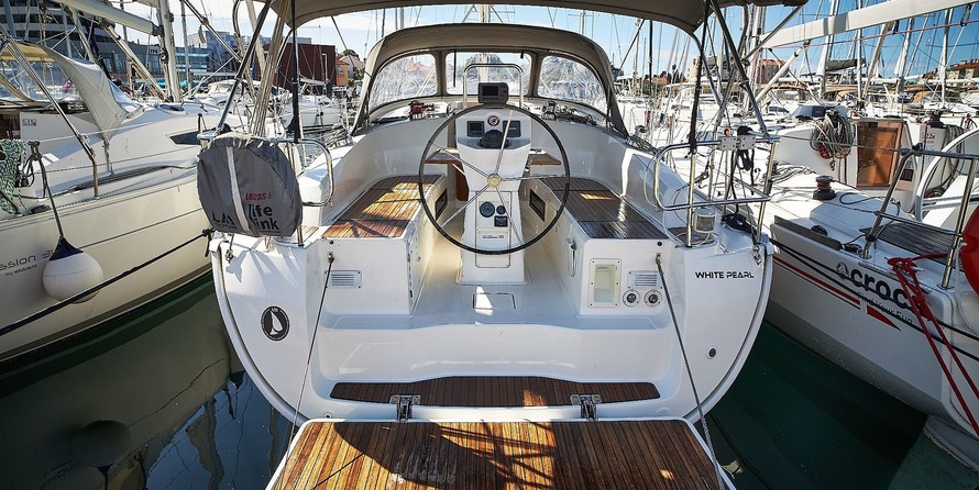 Bavaria Cruiser 36