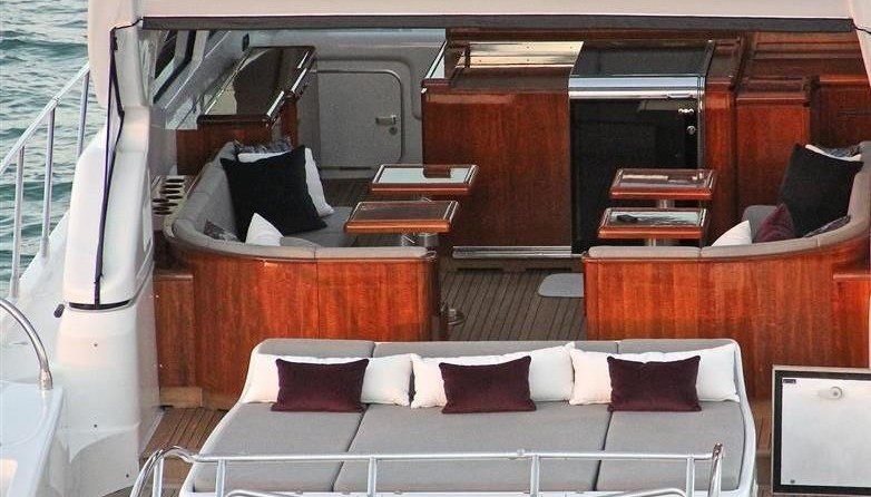 Overmarine Mangusta 72