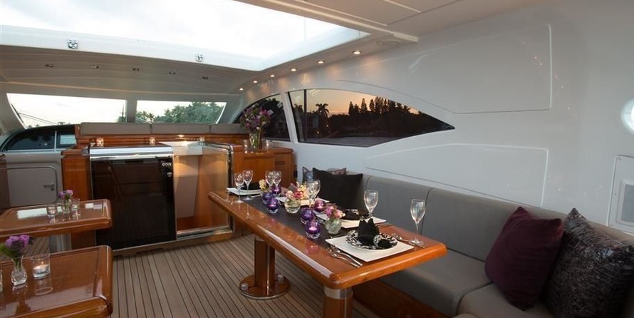 Overmarine Mangusta 72