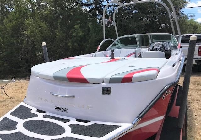 Super Air Nautique 210