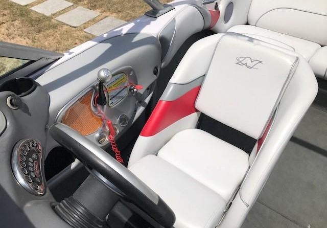 Super Air Nautique 210