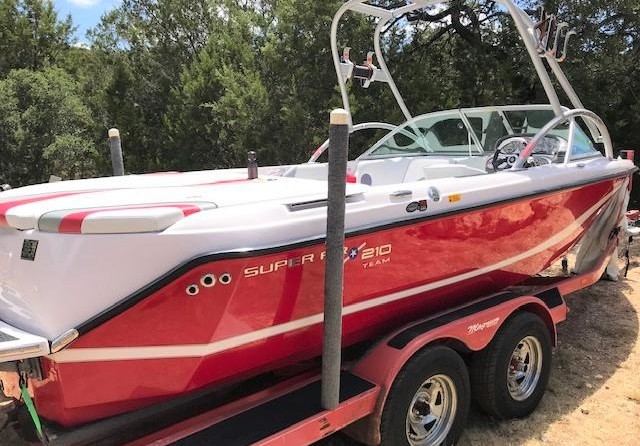 Super Air Nautique 210