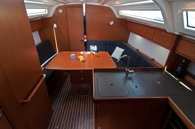 Bavaria 37 Cruiser
