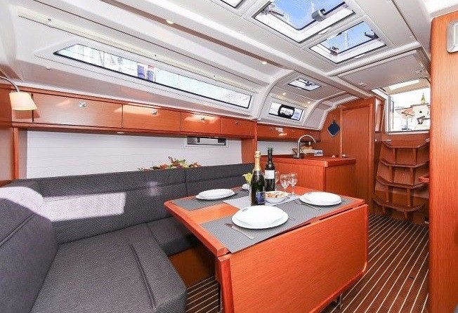 Bavaria 37 Cruiser