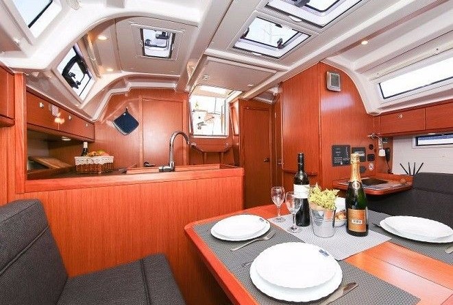 Bavaria 37 Cruiser
