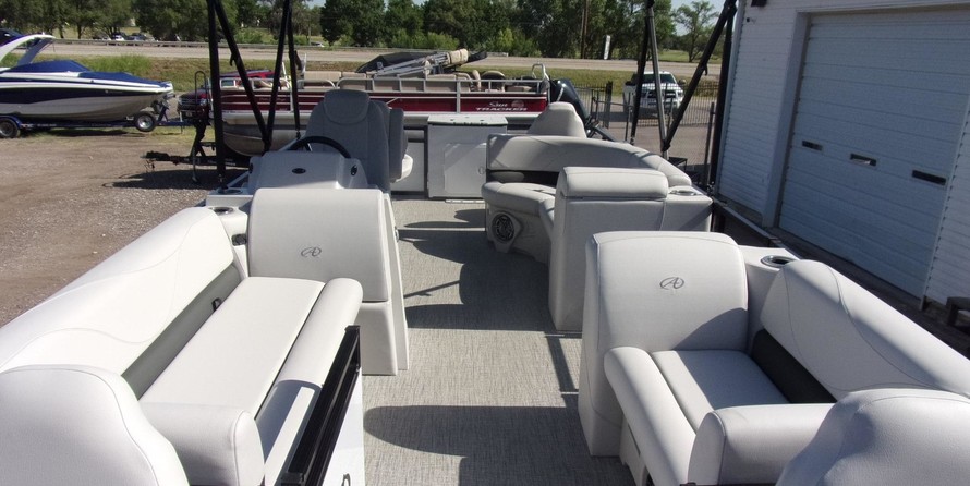 Sunchaser Boats Oasis 20 Fish-n-Cruise