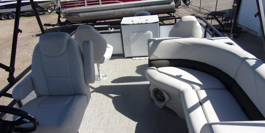 Sunchaser Boats Oasis 20 Fish-n-Cruise