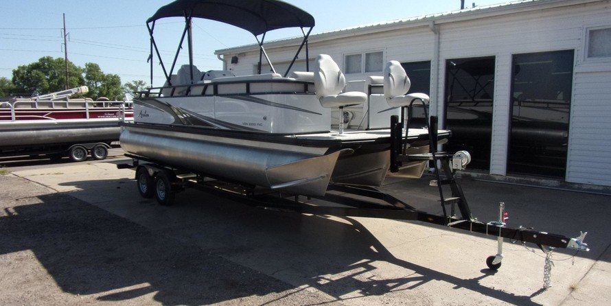 Sunchaser Boats Oasis 20 Fish-n-Cruise