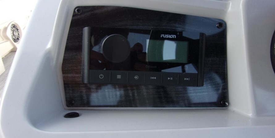 Sunchaser Boats Oasis 20 Fish-n-Cruise