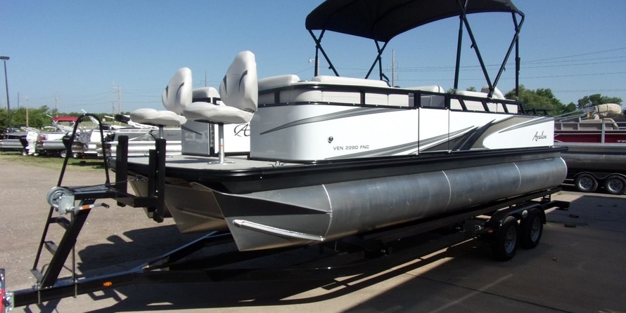 Sunchaser Boats Oasis 20 Fish-n-Cruise