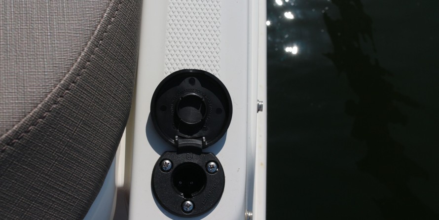 Bayliner VR6 BOWRIDER