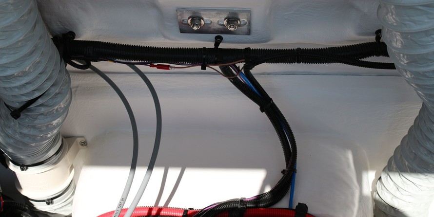 Bayliner VR6 BOWRIDER