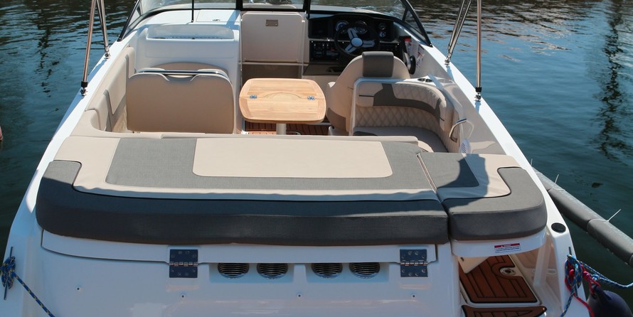 Bayliner VR6 BOWRIDER