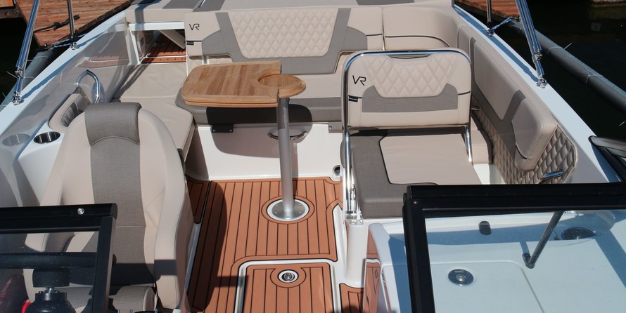 Bayliner VR6 BOWRIDER