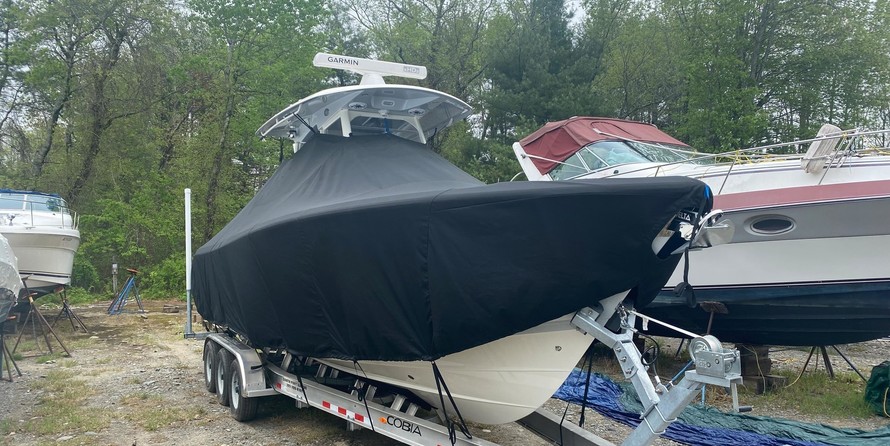 Cobia 217 center console