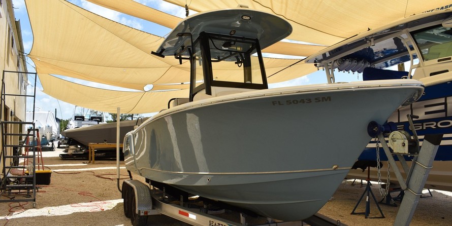 Sea Ray hunt ultra 211
