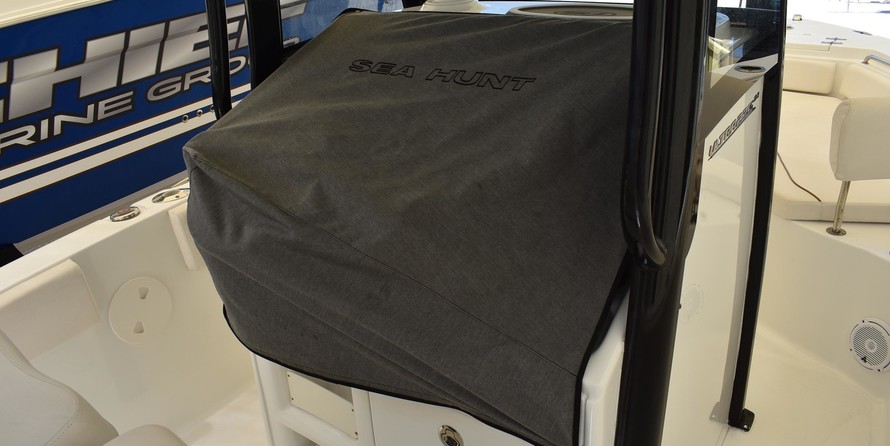 Sea Ray hunt ultra 211