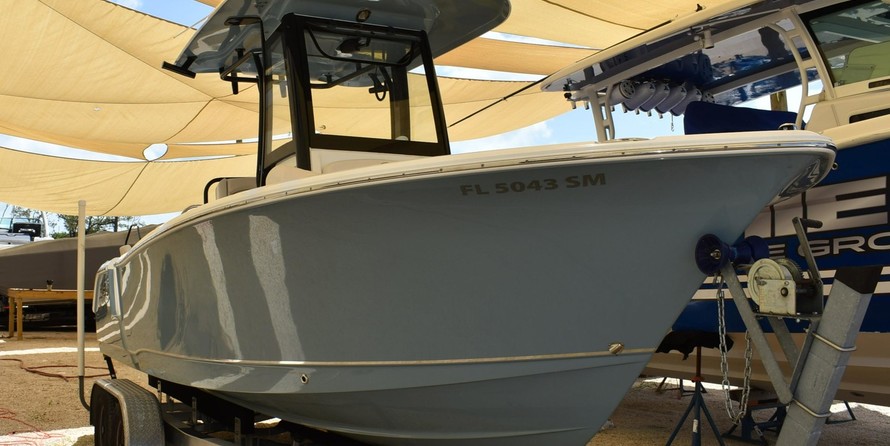 Sea Ray hunt ultra 211