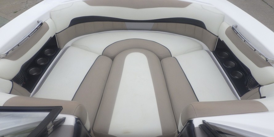 Malibu Wakesetter 22 MXZ